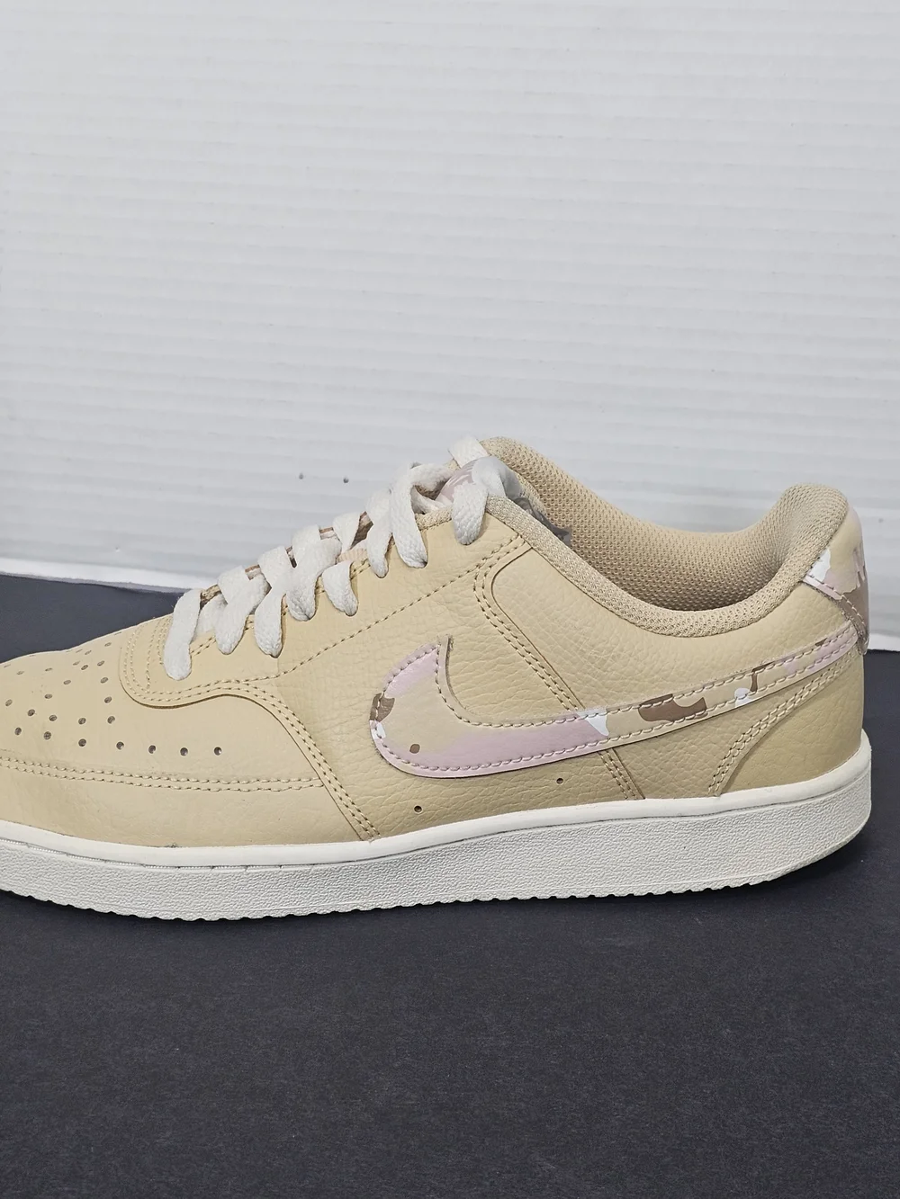 Nike classic low